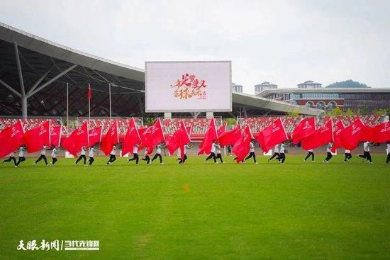 国米官方公告，国际米兰足球俱乐部很高兴地宣布，与迪马尔科的续约协议已经达成，这位26岁的球员新合同将会持续至2027年6月30日。